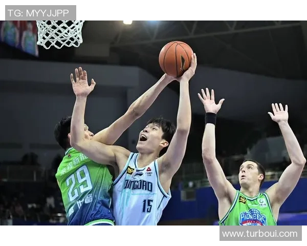 中国男篮西班牙拉练杨瀚森夏联表现出色曾凡博积极康复备战