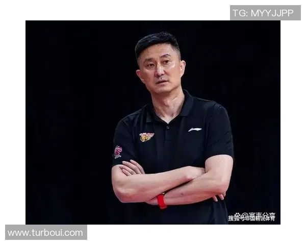 广东新内线表现惊艳砍下15分3篮板3助攻杜锋争冠利器初露锋芒