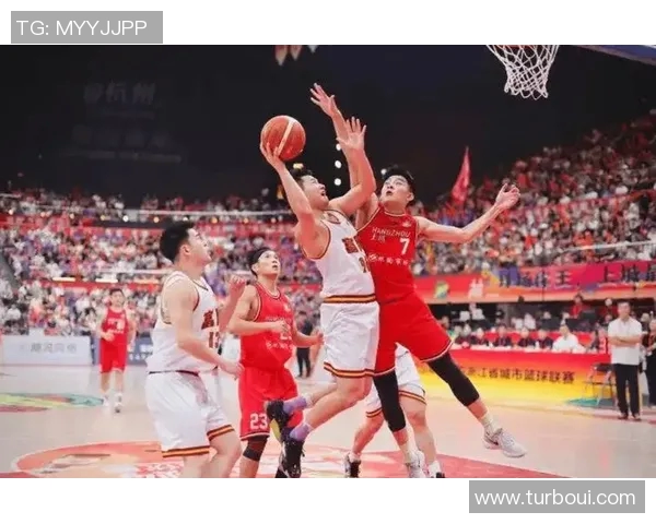 总决赛激战正酣各路英雄齐聚一堂争夺荣耀与梦想的巅峰对决