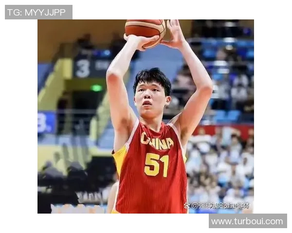 杨瀚森首次联合试训表现出色砍下12分三分球与强硬进攻展现潜力